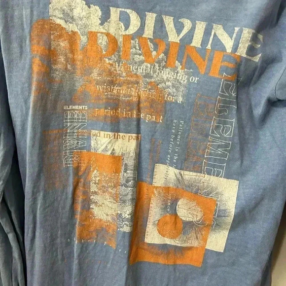 Urban  outfitters 5/$25 🎀 Divine graphic longsleeve tee S - Picture 3 of 5